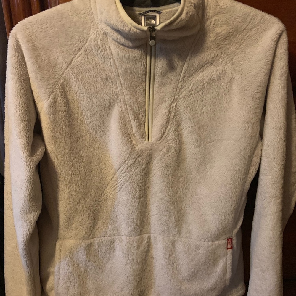 Women’s North Face 1/2 zip Pullover